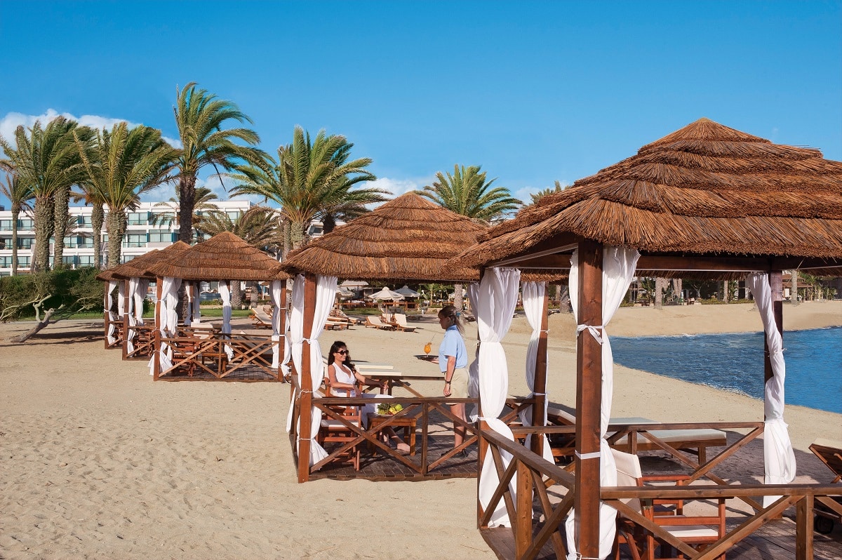 2 ASIMINA SUITES HOTEL BEACH CABANAS