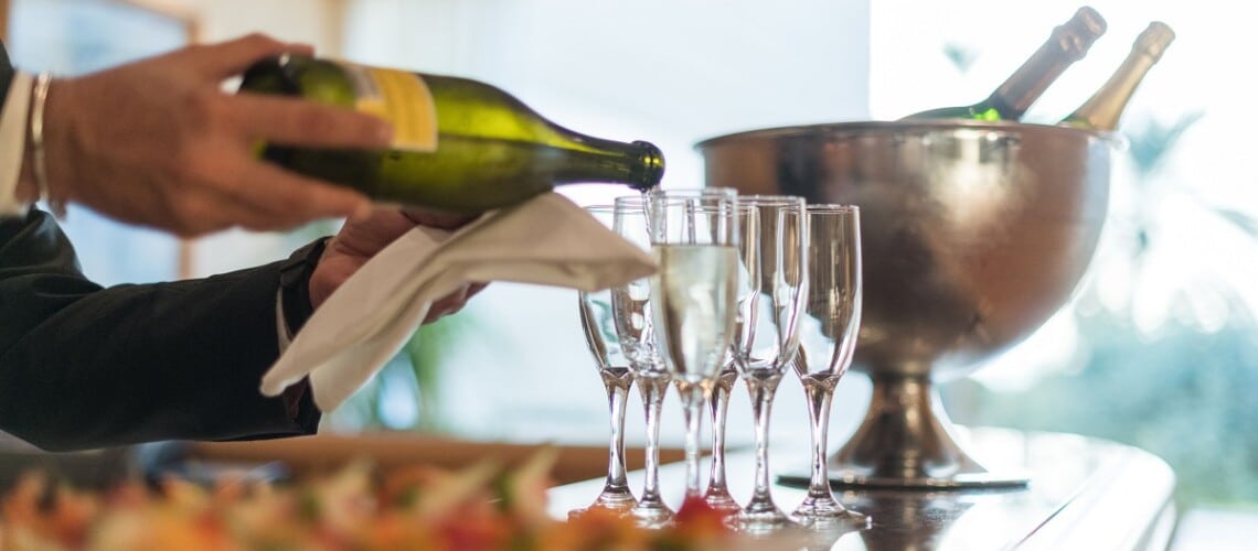 34 ASIMINA SUITES HOTEL VIPS BAR