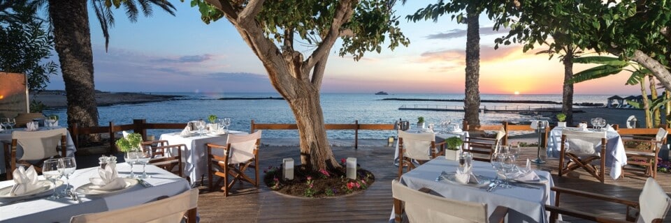 40 ASIMINA SUITES HOTEL KYMATA RESTAURANT