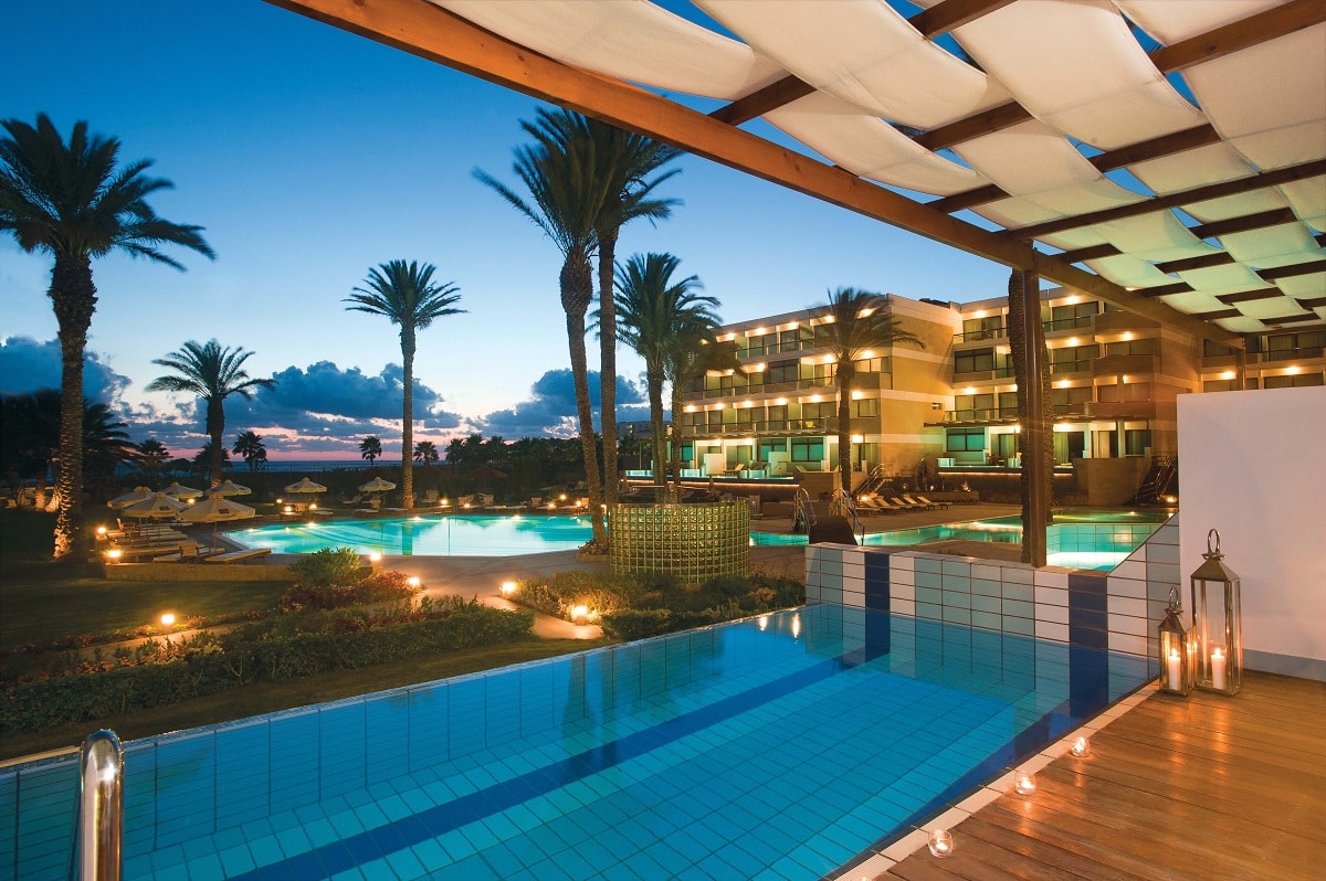 7 ASIMINA SUITES HOTEL NIGHT POOL