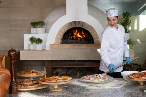 60-ASIMINA-SUITES-HOTEL-HOMEMADE-PIZZA