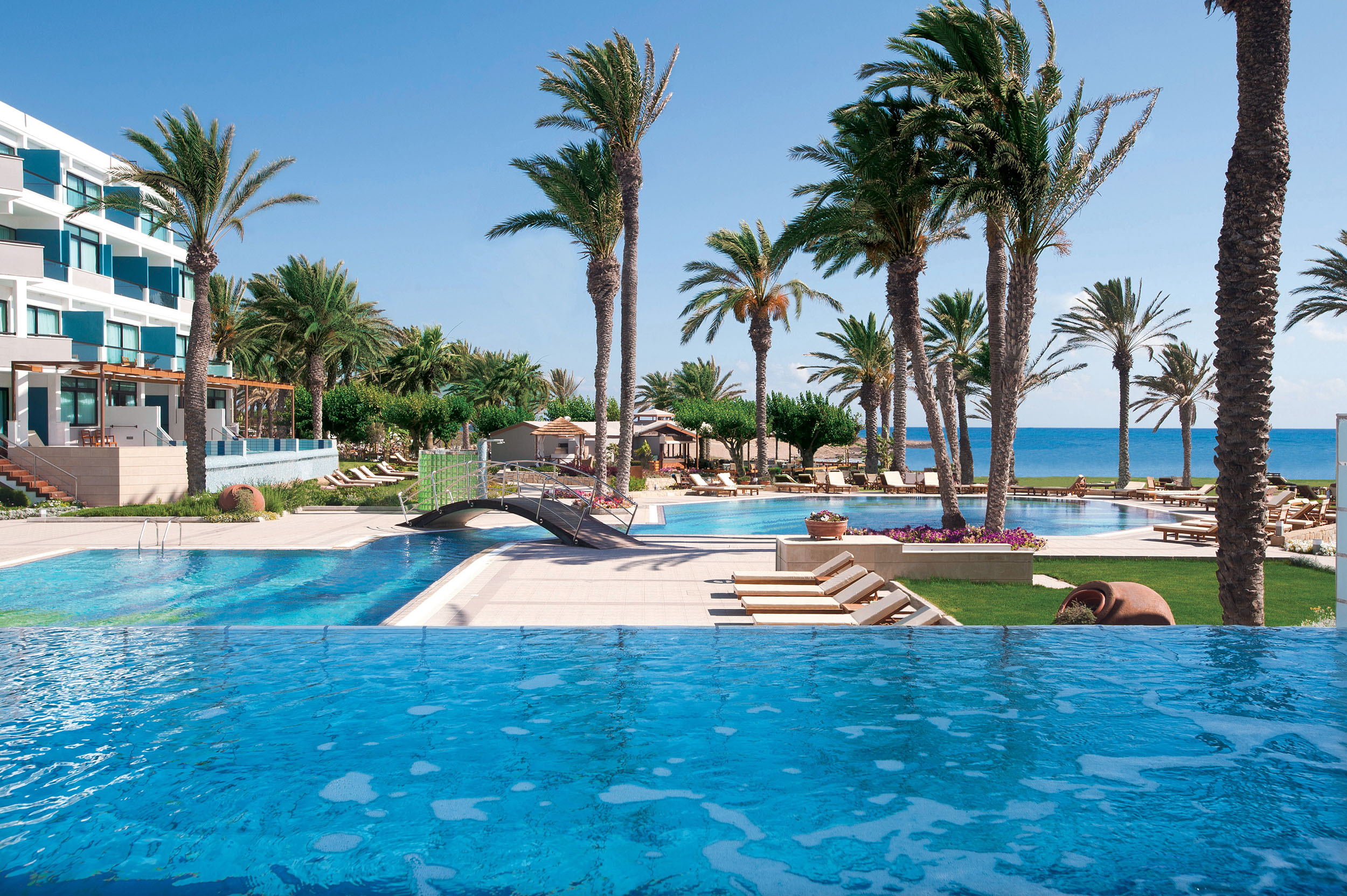 ASIMINA-SUITES-HOTEL-POOL
