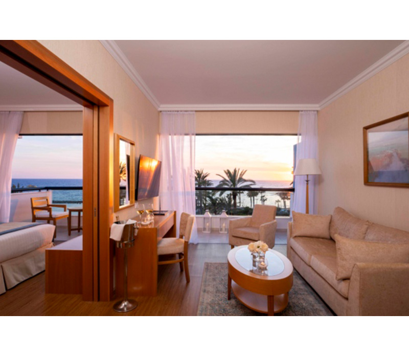 20-NEW-ASIMINA-SUITES-HOTEL-DELUXE-SUPERIOR-ONE-BEDROOM-SUITES-FRONT-SEA-VIEW-3-600x400-b